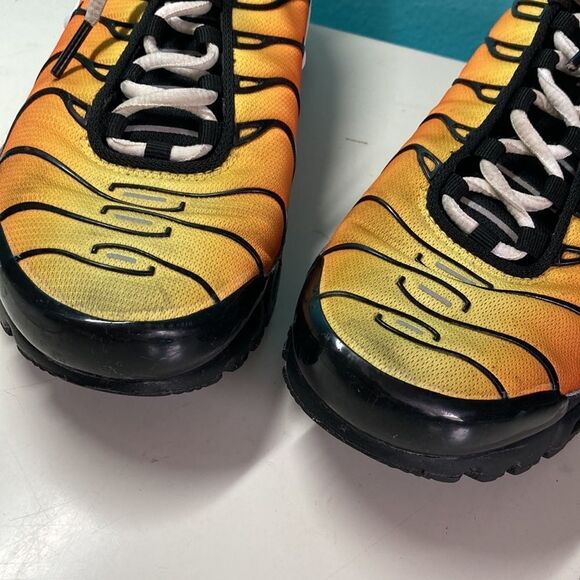 Nike Air Max Plus “Tiger” Orange Sneakers 852630-040 US Mens Size 8 / 41 EU main image 8